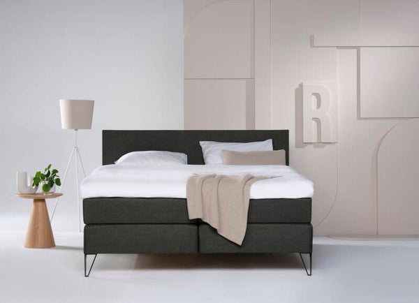 Eastborn Boxspring Ruby