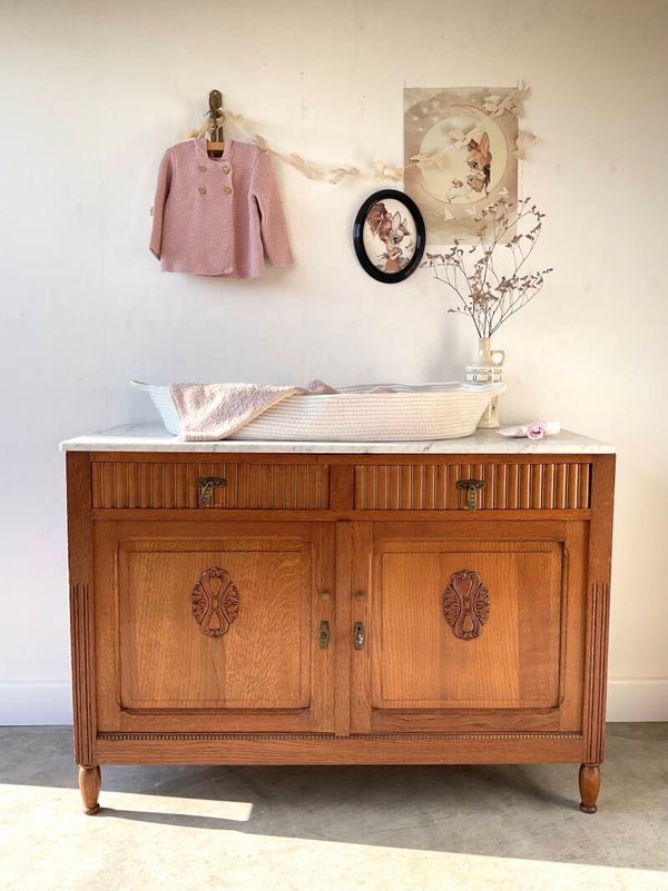 Commode met marmer blad