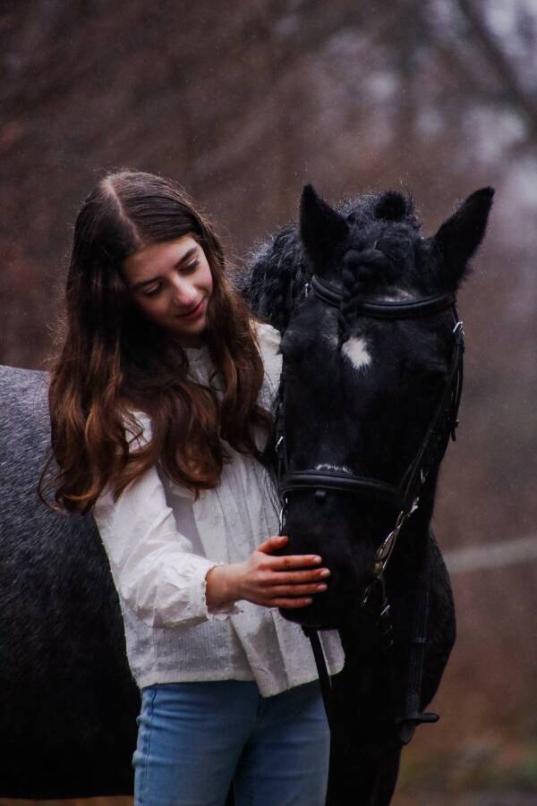 A photoshoot during winter creating a cozy atmosphere