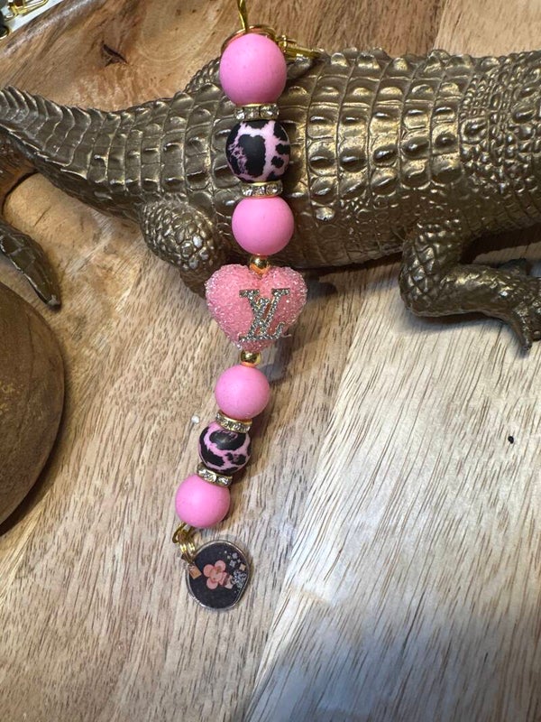 Pink cow Louis phonechain