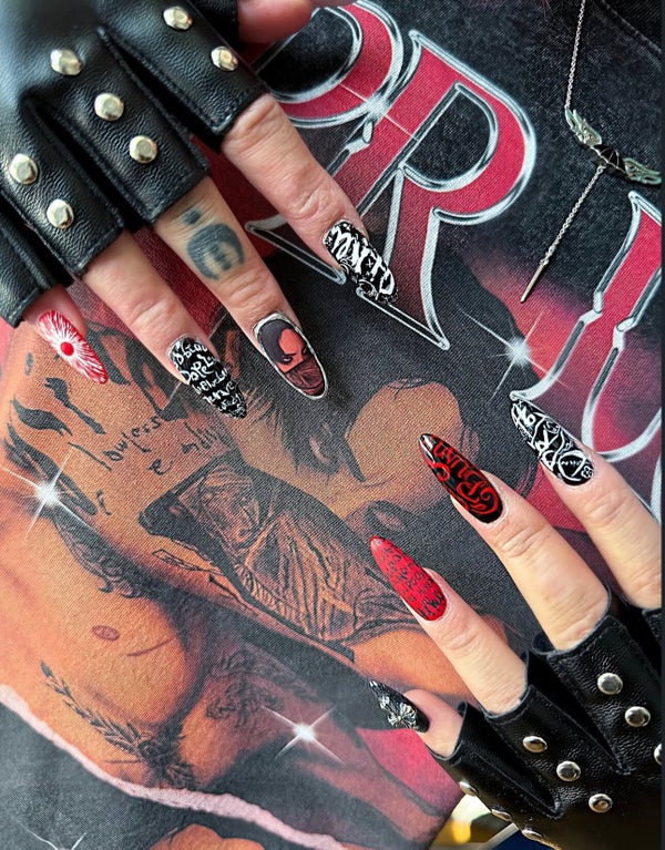 Luna's nails