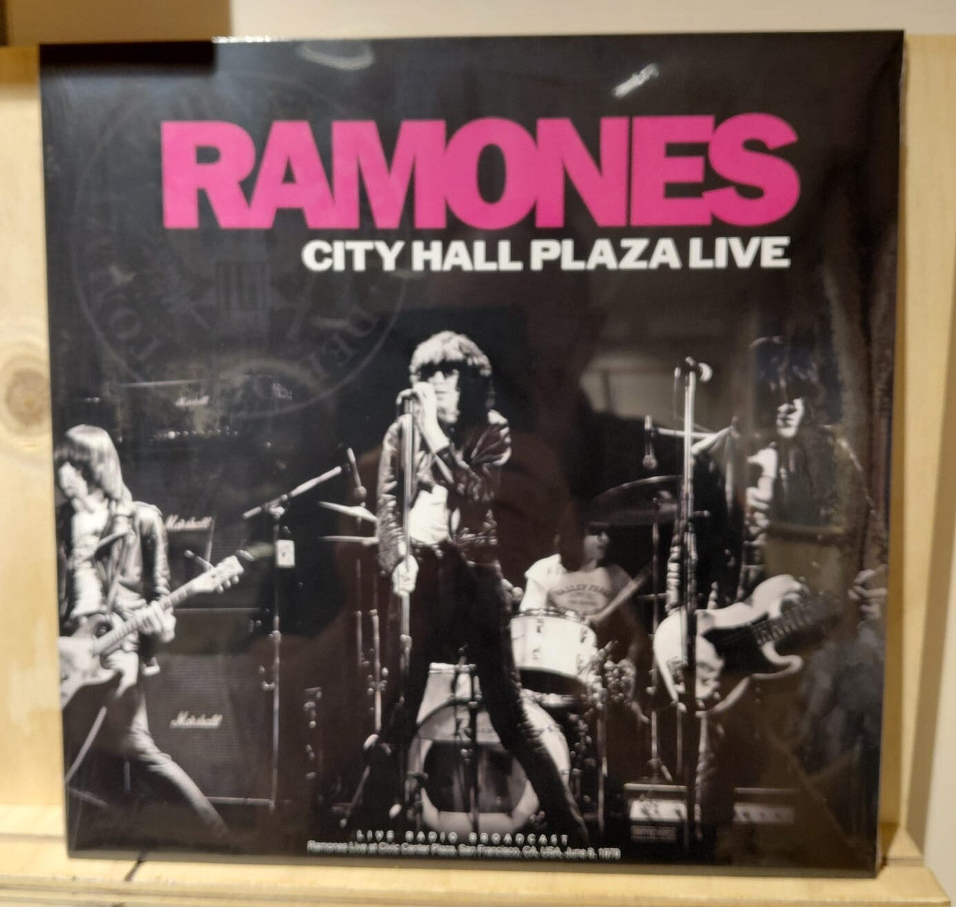 Ramones – City Hall Plaza Live