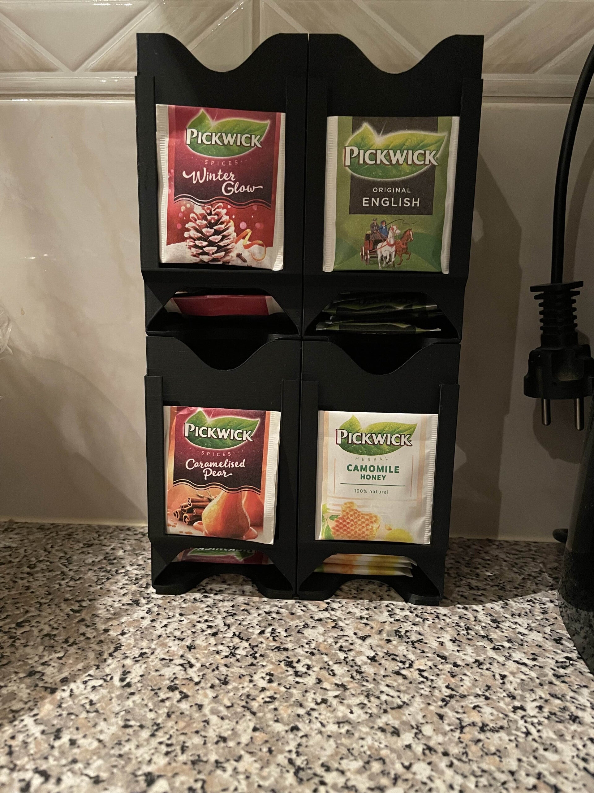 Thee Dispenzer