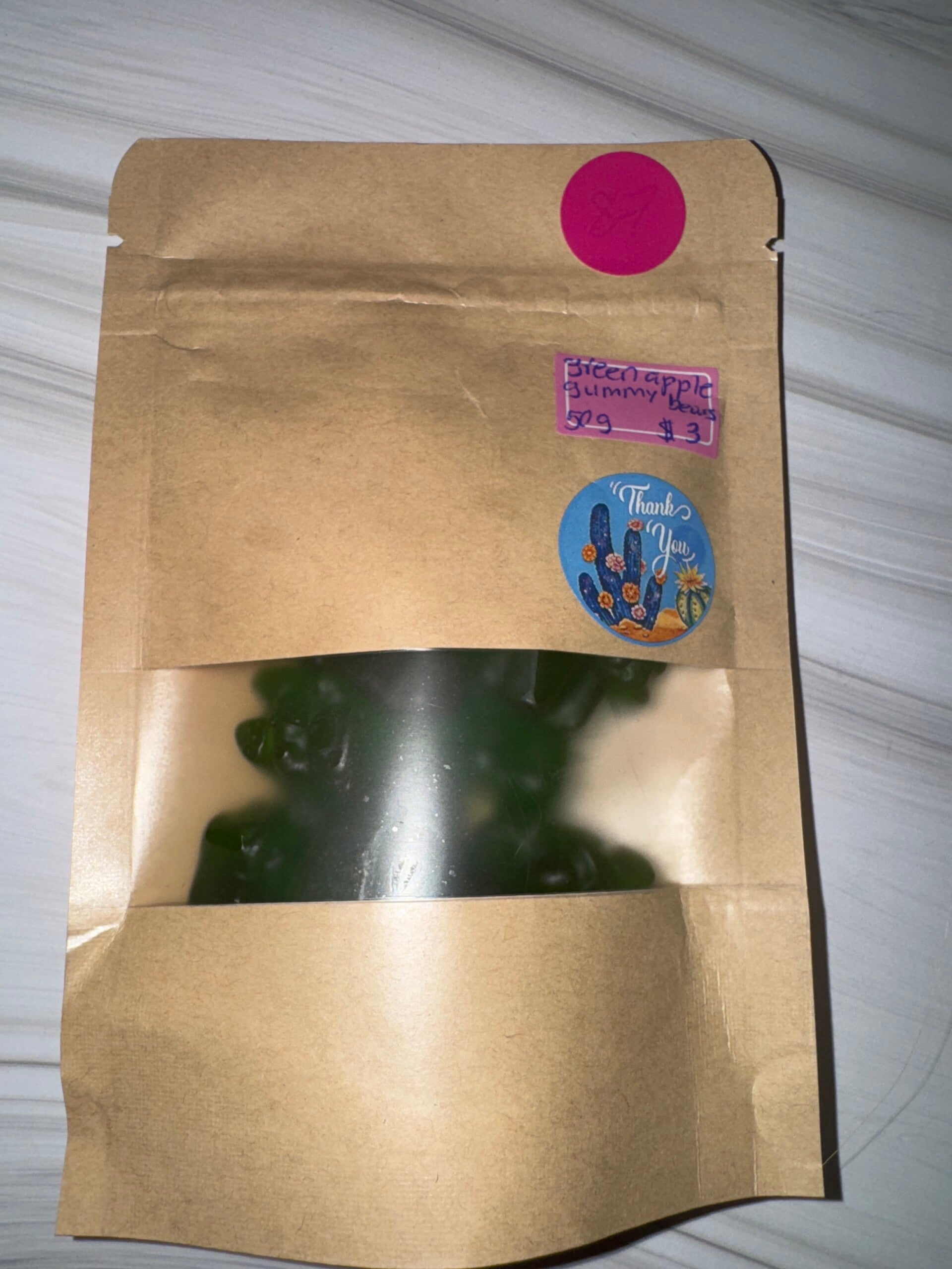 Green apple gummy bears