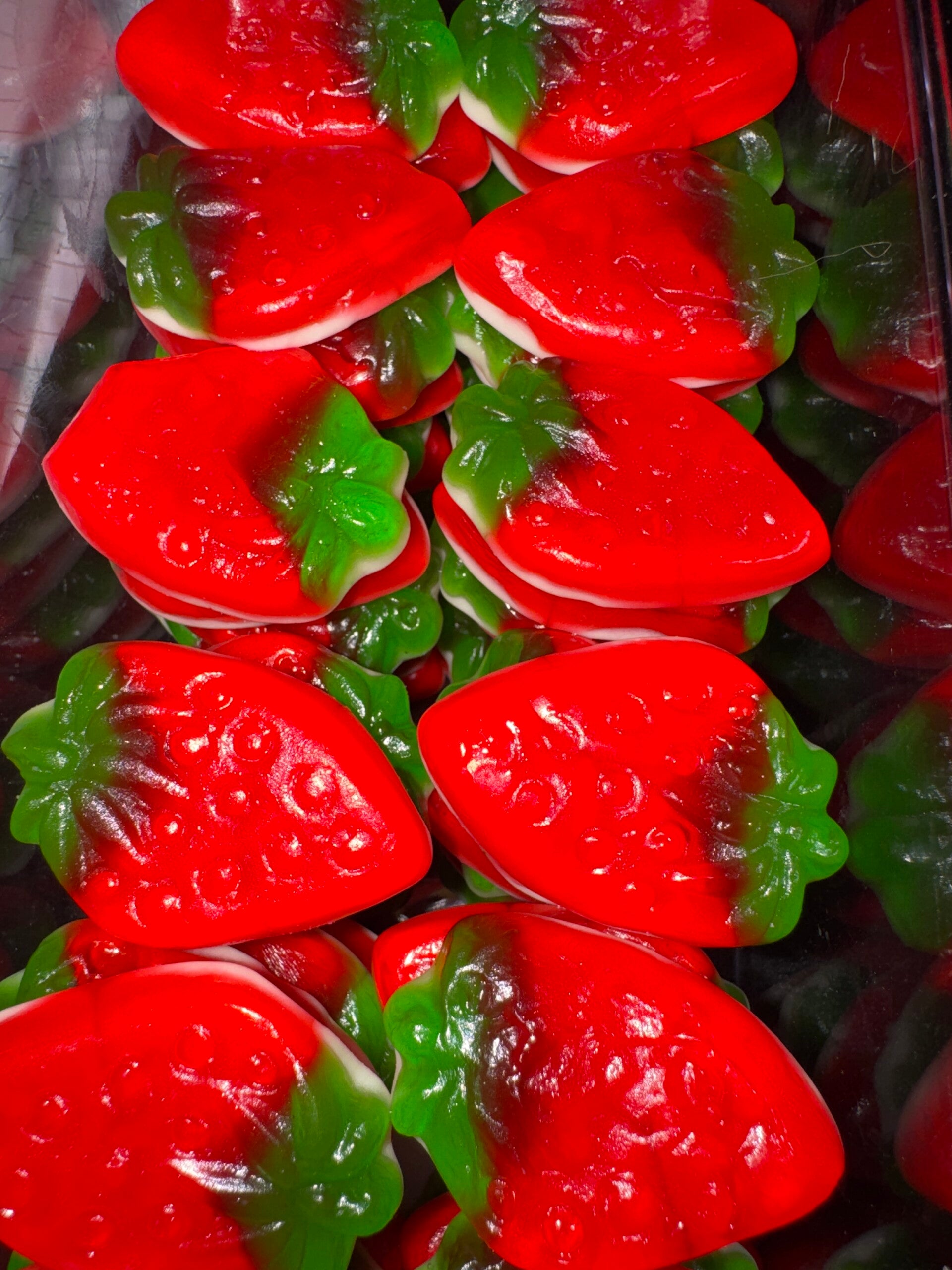 Strawberry and creme jelly filled