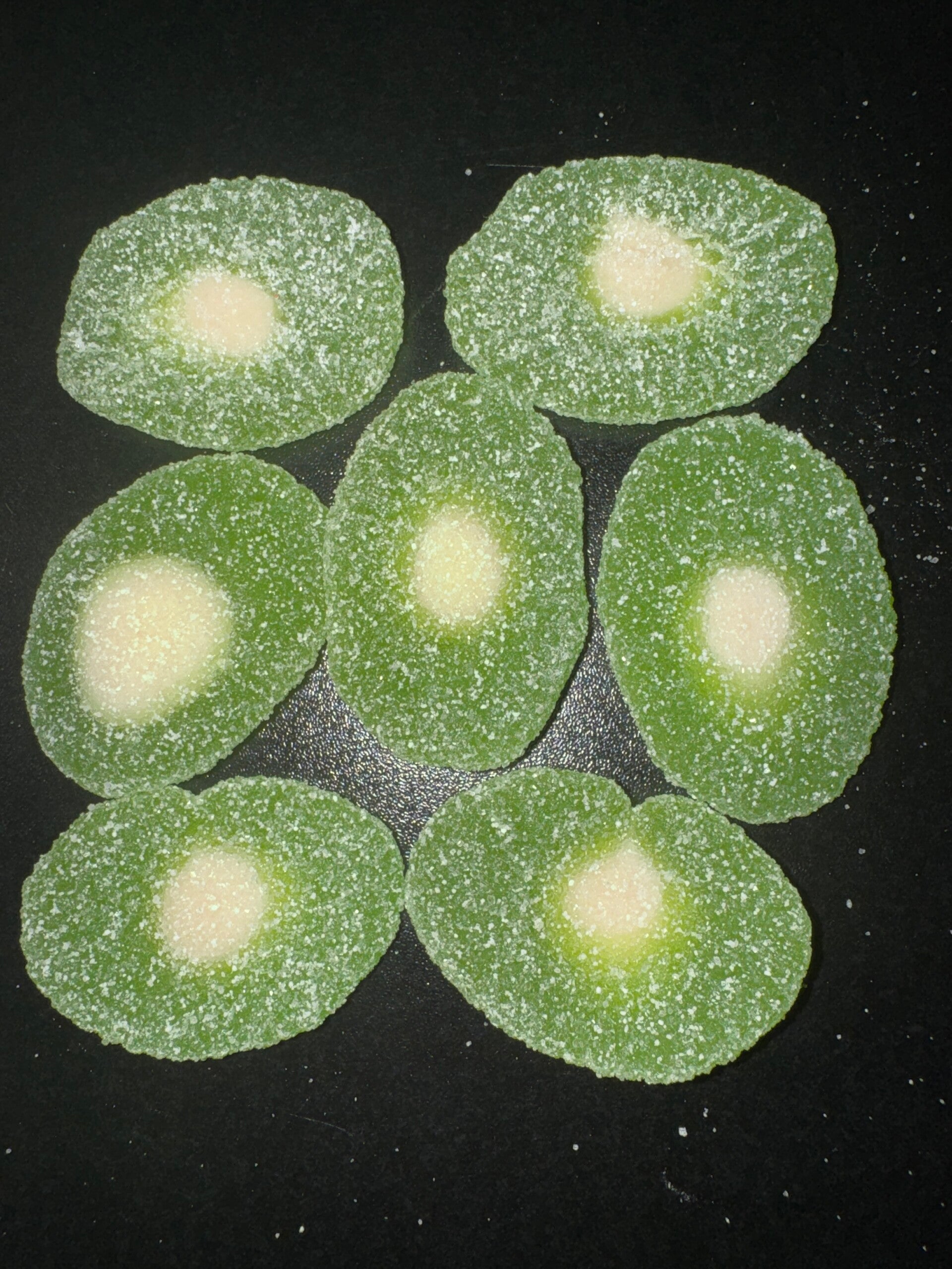 Kiwi slices
