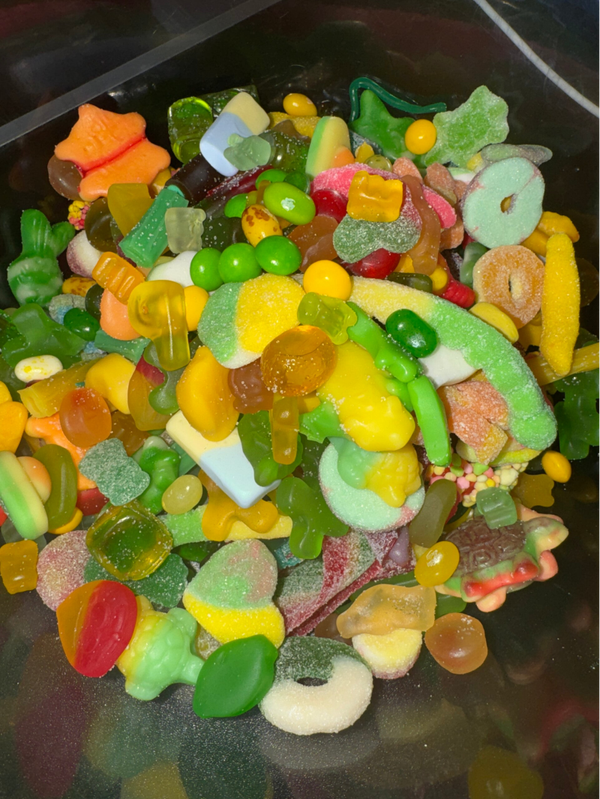 Premade st Patrick’s day candy bag  2lbs / 244 pcs