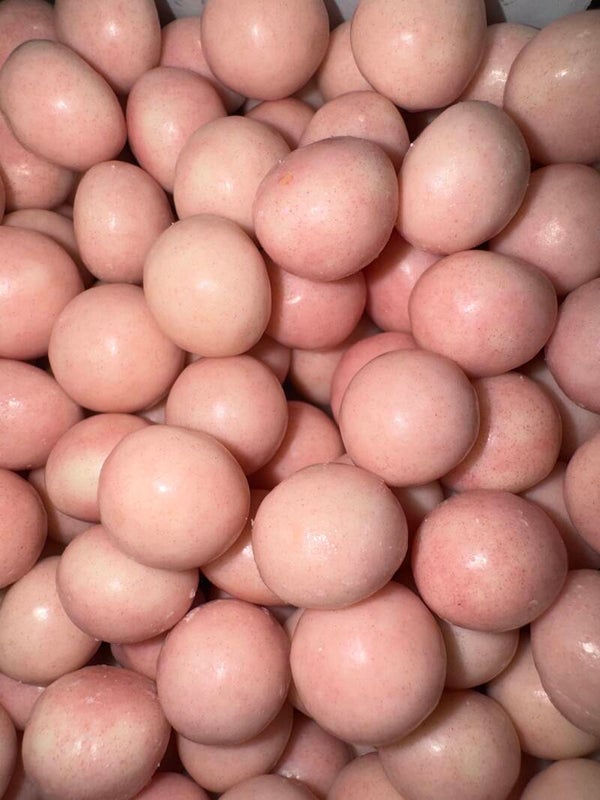 Strawberry shortcake balls