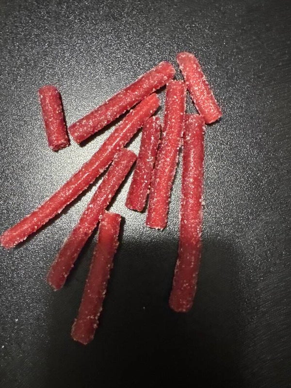 Strawberry tubes Broken but not forgotten (HALAL)