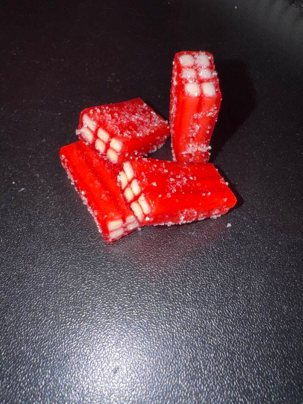 Strawberry bricks (HALAL)