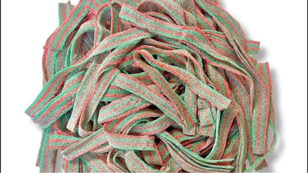 Strawberry apple sour belts 83 gr