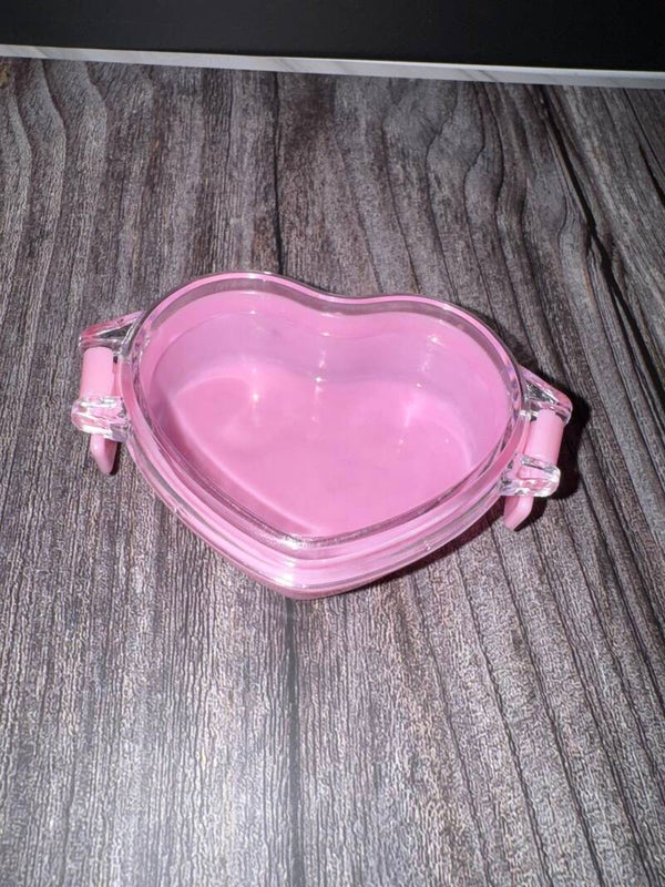 Mini heart container