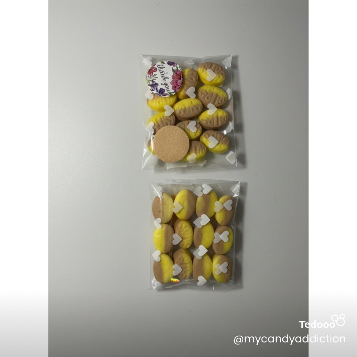 Caramel/toffee. Banana  bubs small pack