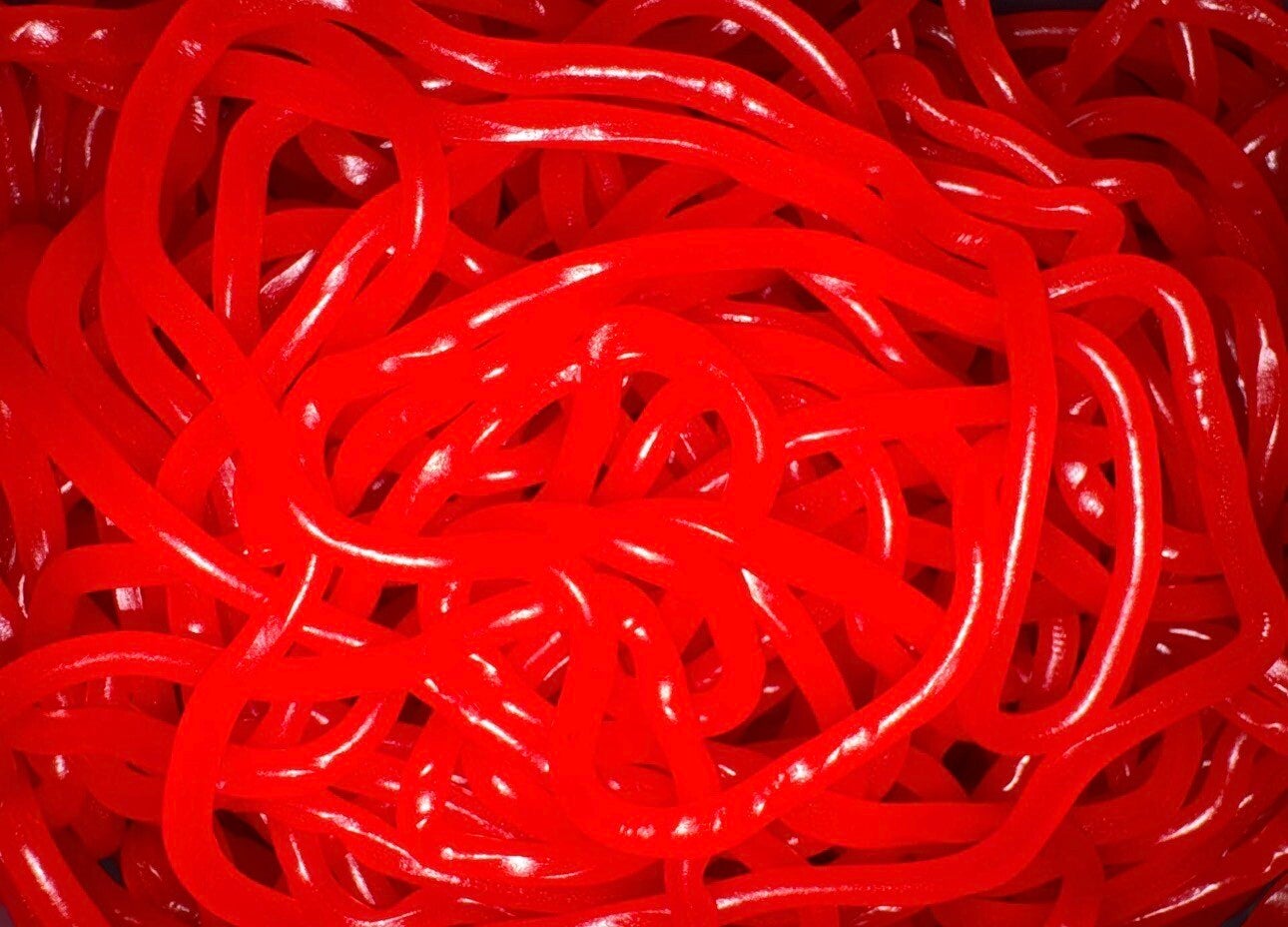Strawberry laces (HALAL)