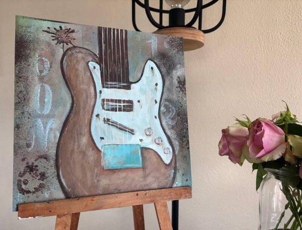 Six Strings Echo