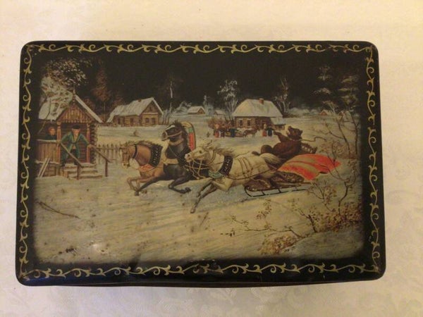 Blik van Melle, beer in arreslee