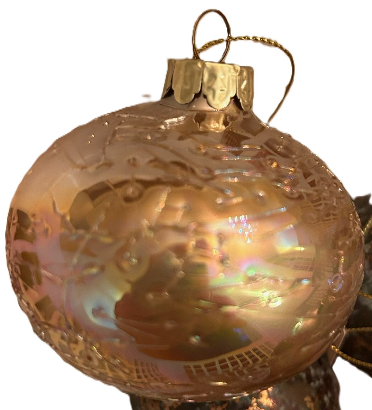 Kerstbal goud met motief, 3 soorten