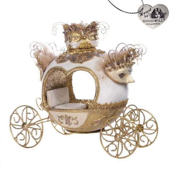 Gemaskerd bal gouden koets