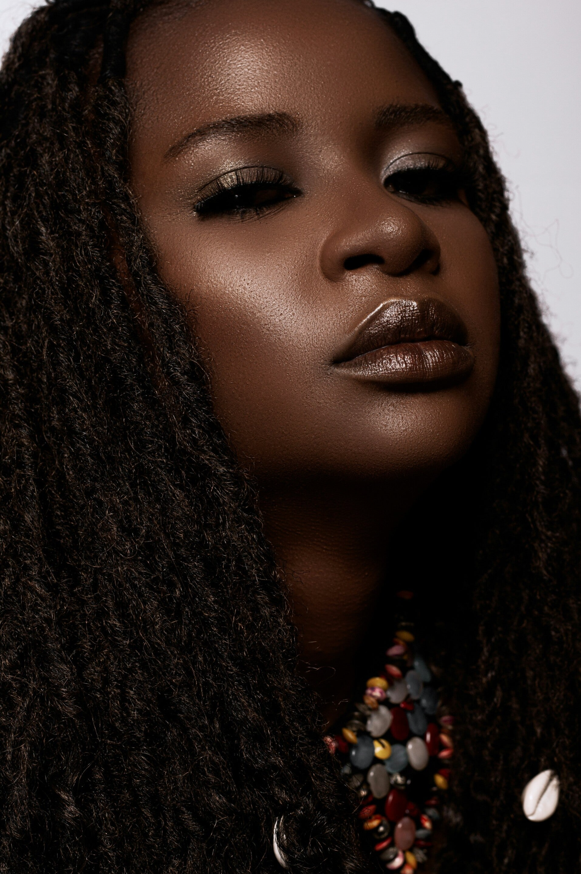 Supercover foundation darkskin complexion - red and orange undertone