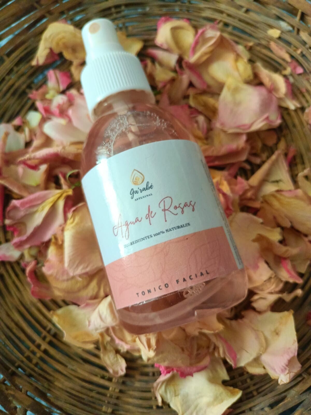 agua de rosas