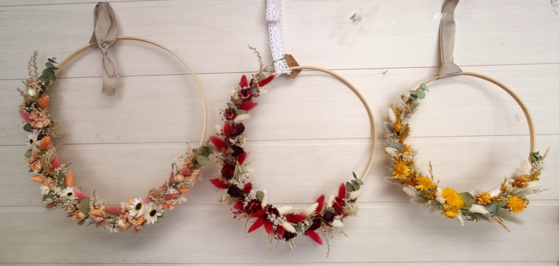 Couronne séchée cadeaux 