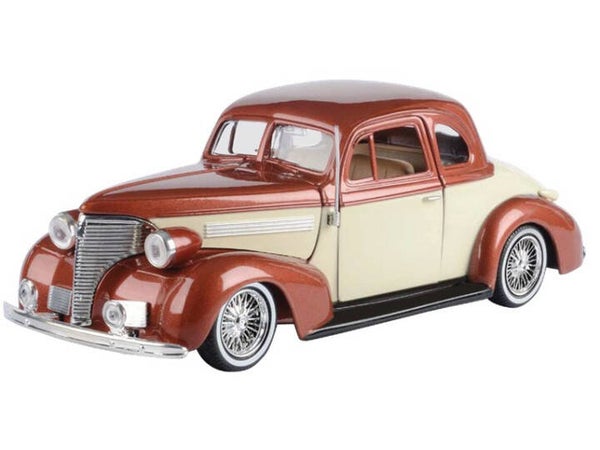 MOTORMAX Chevrolet Coupe 1939 - Brons/Crème - 1:24