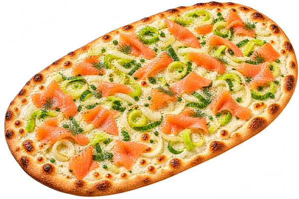 Lachsflammkuchen mit geräuchertem Wildlachs und Lauch