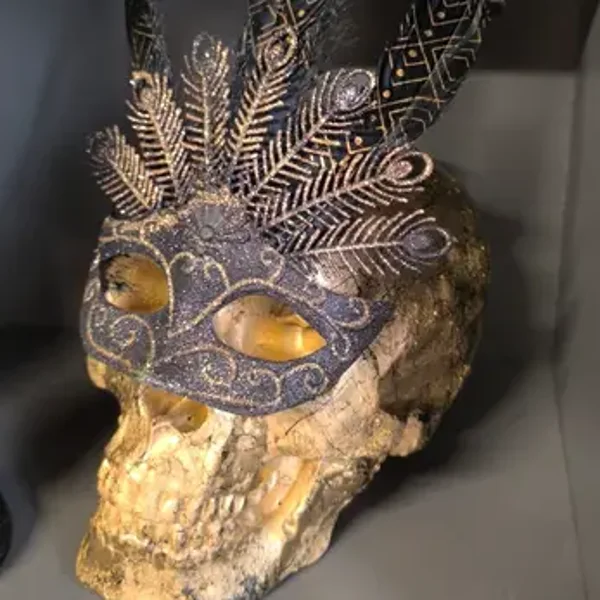 Skull masque