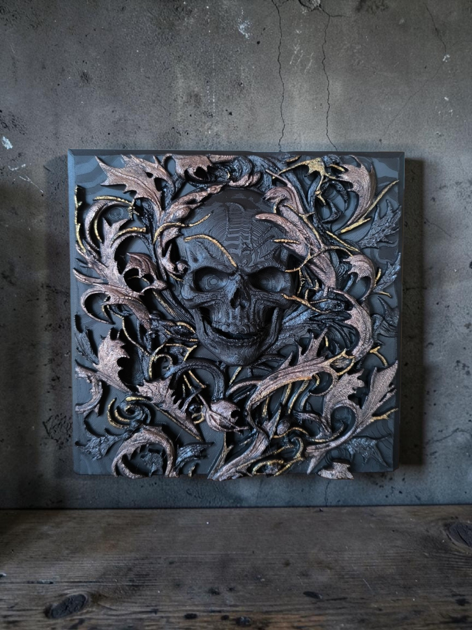 Planter skull frame