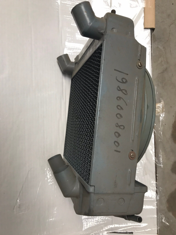 F&S 1986 008 001 Radiator