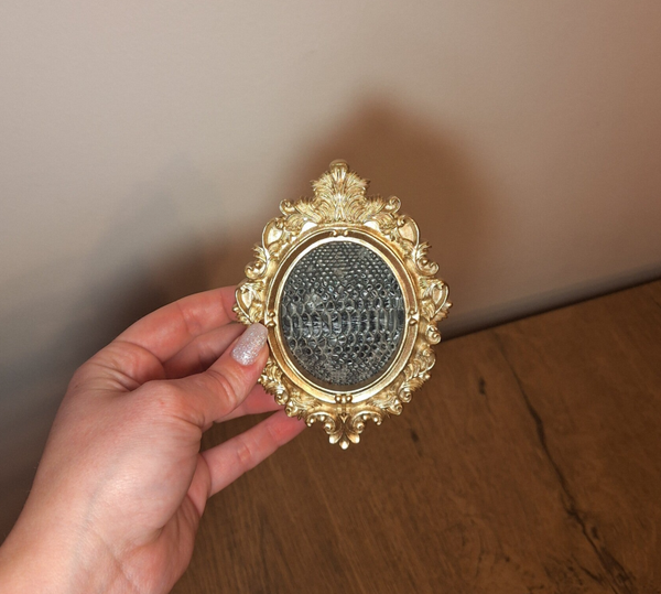 Lijstje slangenvel rond 1