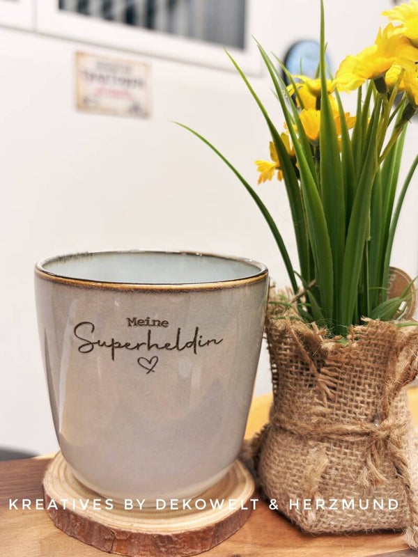 Kaffeebecher „Superheldin“