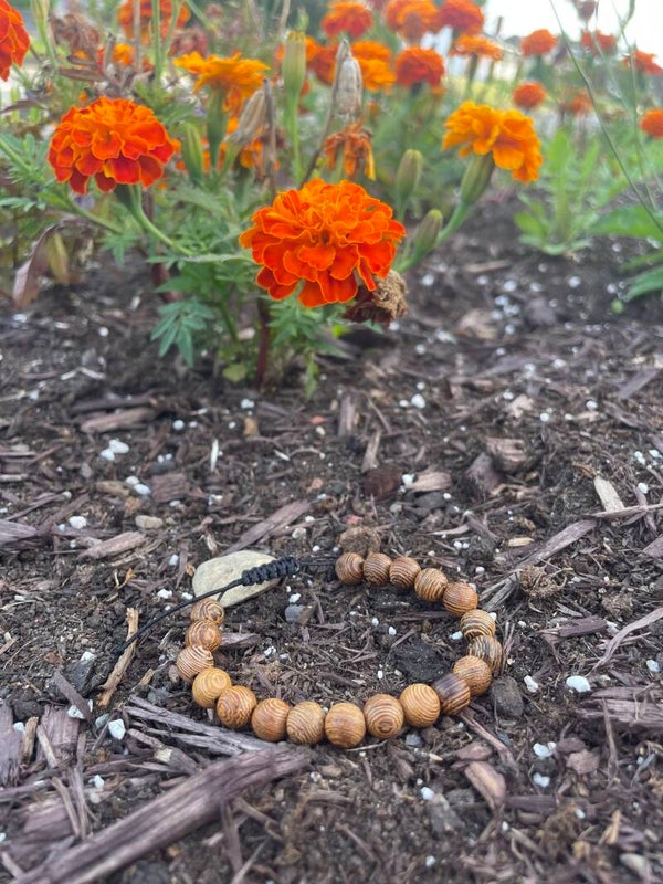 Bracelet de billes en bois
