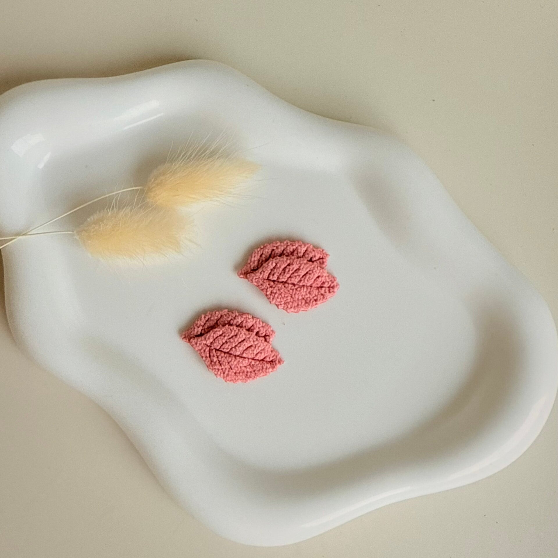 Roze herfst blaadjes