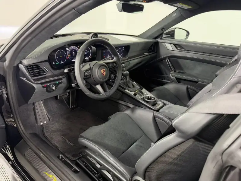 porsche_911gt44506-standard.webp