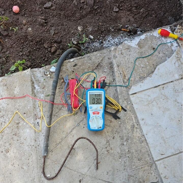 Mesure au telurometre de la valeur de resistance du circuit de protection