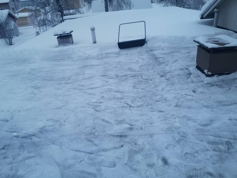 Katolta lumikuorman kevennystä