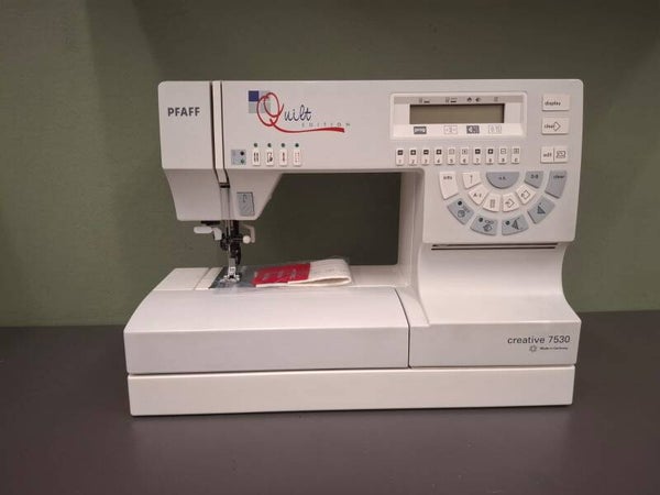 Pfaff creative edition 7530 (gereserveerd)