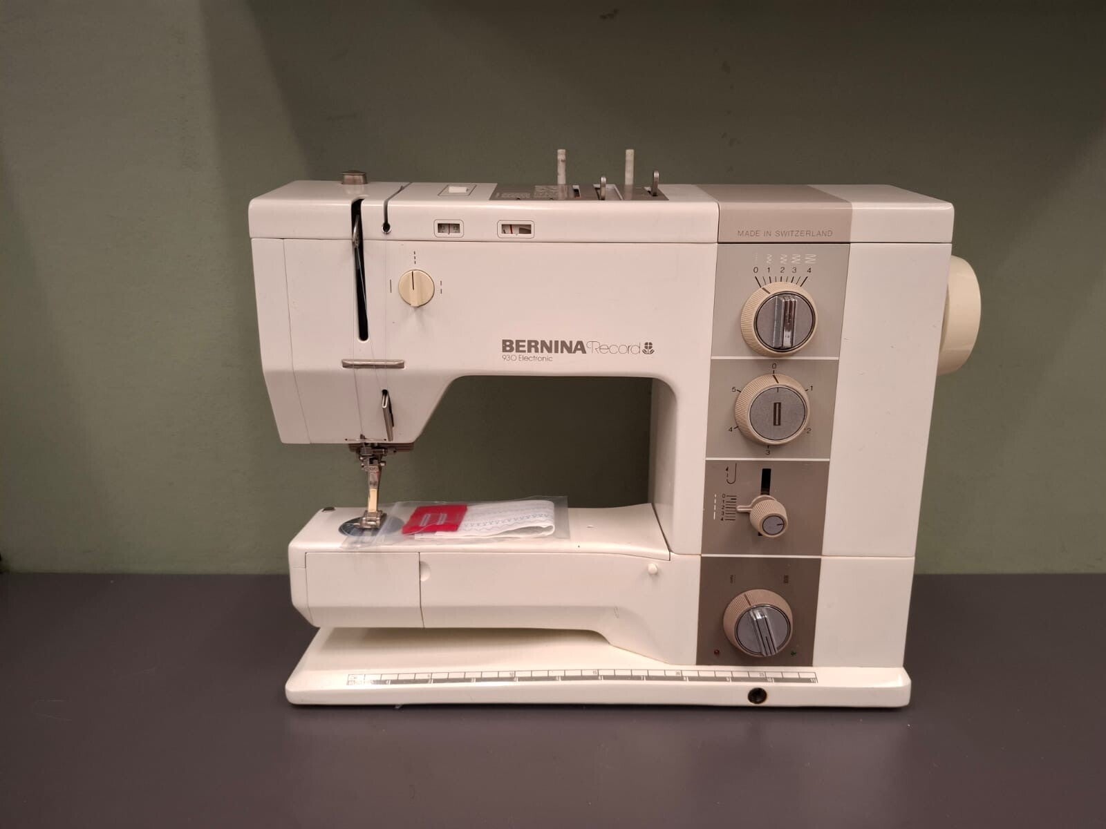 Bernina record 930