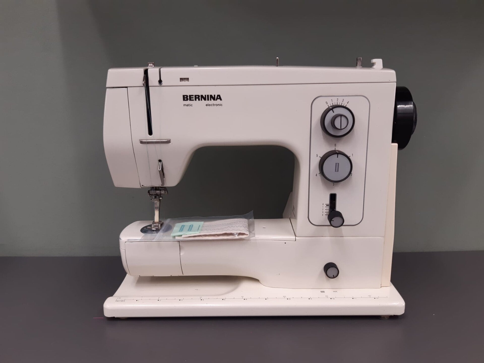 Bernina minimatic 801