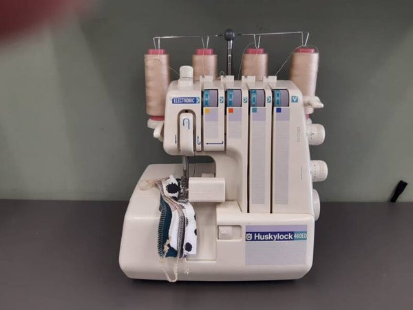 Huskylock 460ED