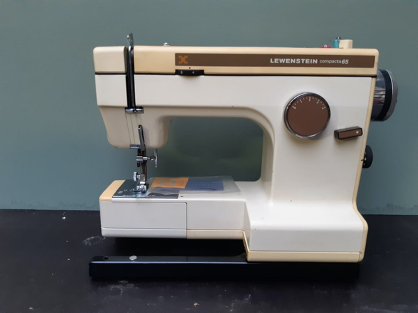 Lewenstein Compacta 65