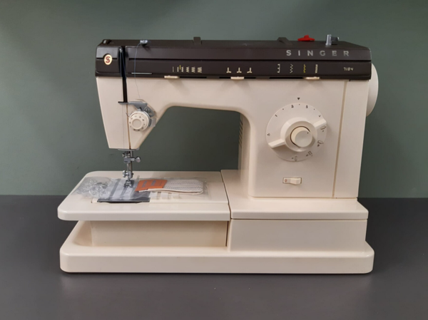 Singer 7184