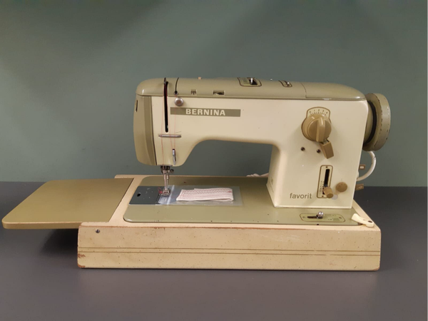 Bernina 740 semi industrie snelnaaier