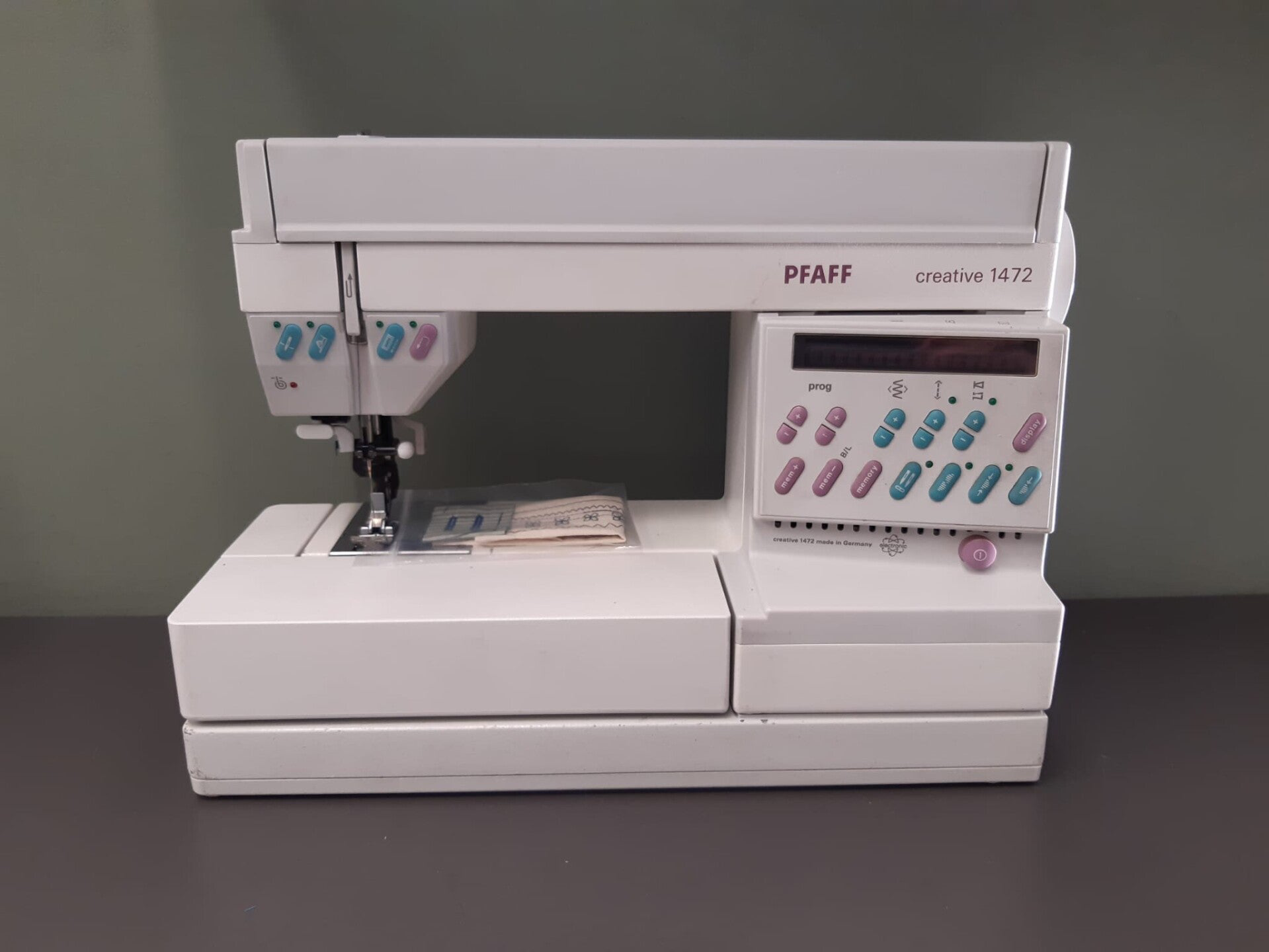 Pfaff creative 1472