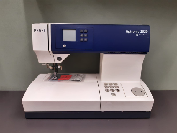 Pfaff tiptronic 2020 mey IDT (gereserveerd)