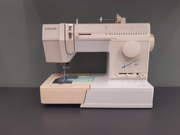Singer Harmonie 300