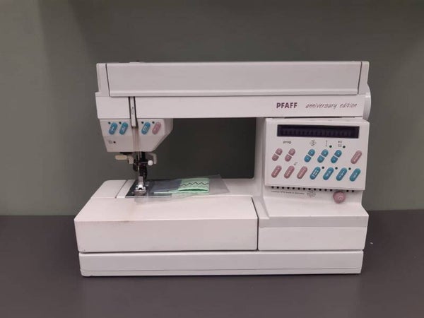 Pfaff creative 1472 met IDT