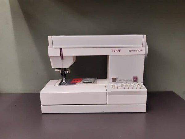 Pfaff tipmatic 1051 met IDT