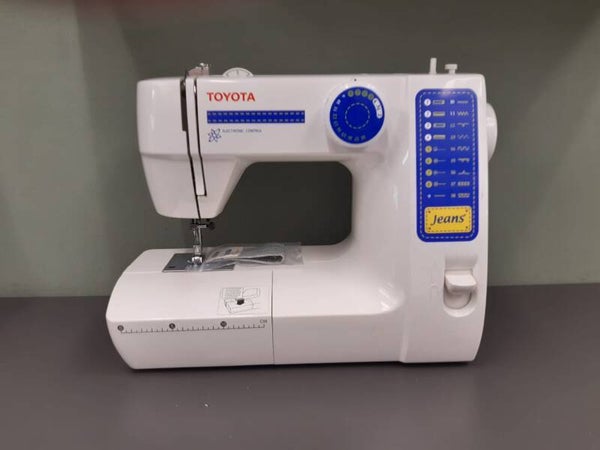 Toyota Jeans